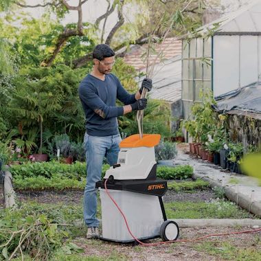 Stihl broyeur de végétaux pour parc et jardin