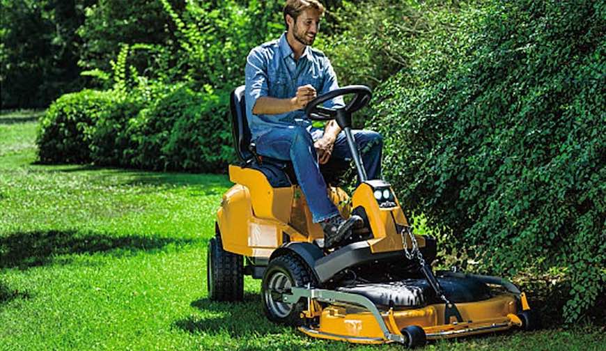 Tracteurs tondeuses autoportées - Entretien du gazon