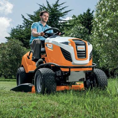 Tondeuse autoportée, tracteur de pelouse